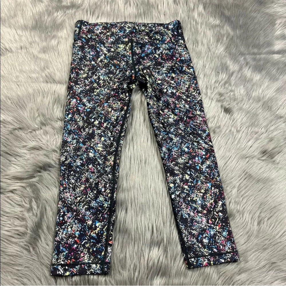 Athleta Girl Chit Chat Printed Multicolored Capri Leggings Size Large 12